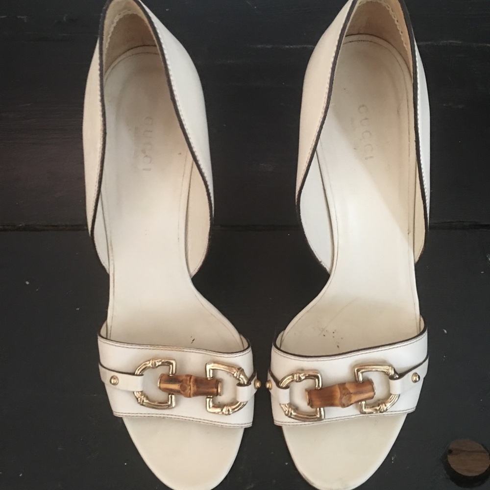 Gorgeous ivory Gucci heels!